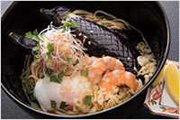 まるごと揚げなすの冷かけ蕎麦